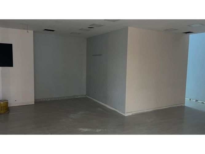 Local en arriendo en Milla De Oro, Medellín, 96 m² · foto 4 de 11