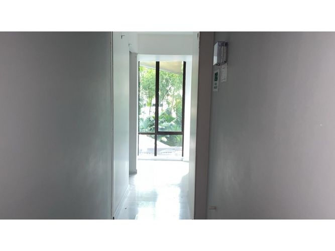 Local en arriendo en Milla De Oro, Medellín, 96 m² · foto 5 de 11