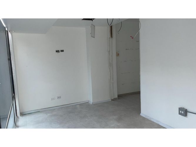 Local en arriendo en Milla De Oro, Medellín, 96 m² · foto 7 de 11