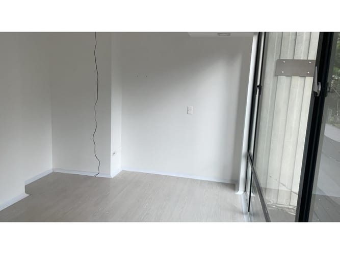 Local en arriendo en Milla De Oro, Medellín, 96 m² · foto 8 de 11