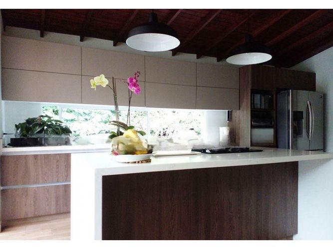 Casa de 4 alcobas en venta en El Chocho, Envigado, 375 m² · foto 7 de 20