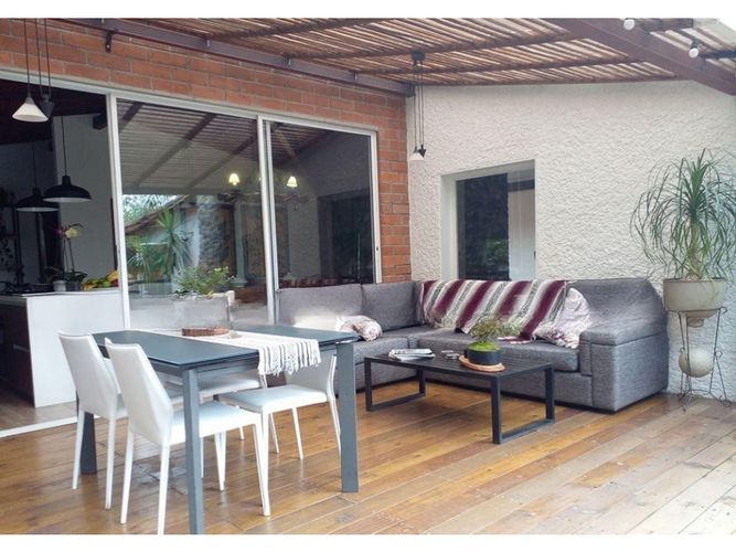 Casa de 4 alcobas en venta en El Chocho, Envigado, 375 m² · foto 14 de 20