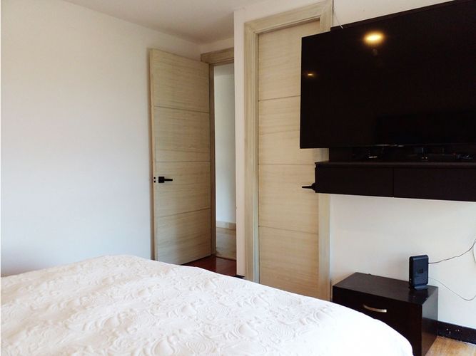 Apartamento de 3 alcobas en venta en El Poblado, Medellín, 270 m² · foto 15 de 20