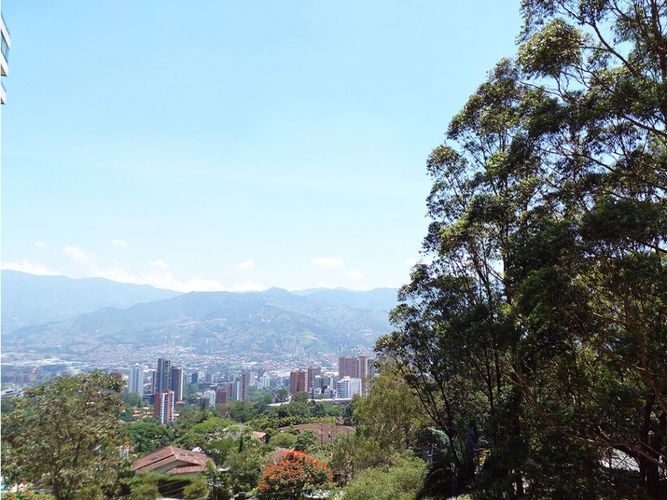 Apartamento de 3 alcobas en venta en El Poblado, Medellín, 270 m² · foto 20 de 20