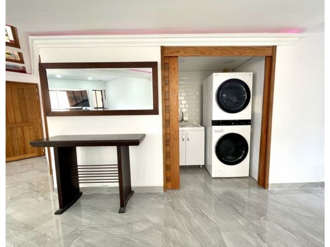 Apartamento de 5 alcobas en arriendo en Patio Bonito, Medellín, 244 m² · foto 6 de 18