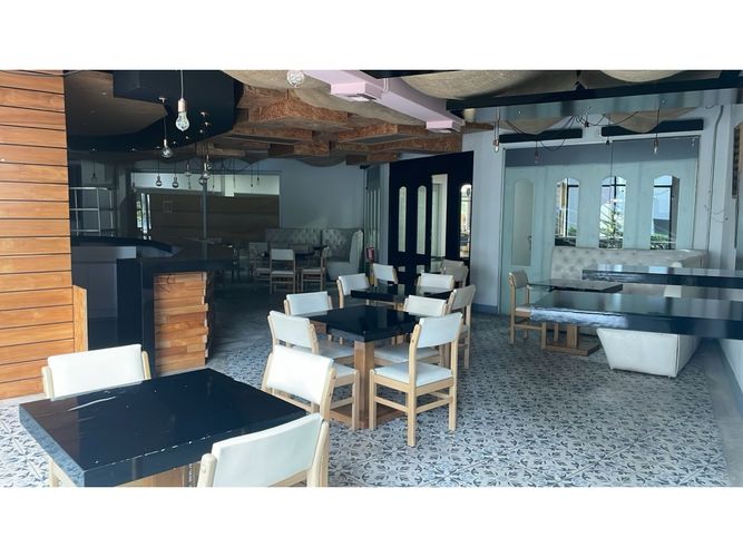 Local en arriendo en Milla De Oro, Medellín, 138 m² · foto 6 de 11