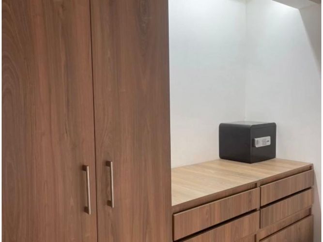 Apartamento de 5 alcobas en arriendo en Patio Bonito, Medellín, 244 m² · foto 9 de 18