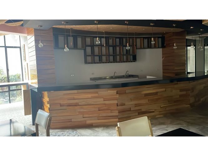 Local en arriendo en Milla De Oro, Medellín, 138 m² · foto 7 de 11