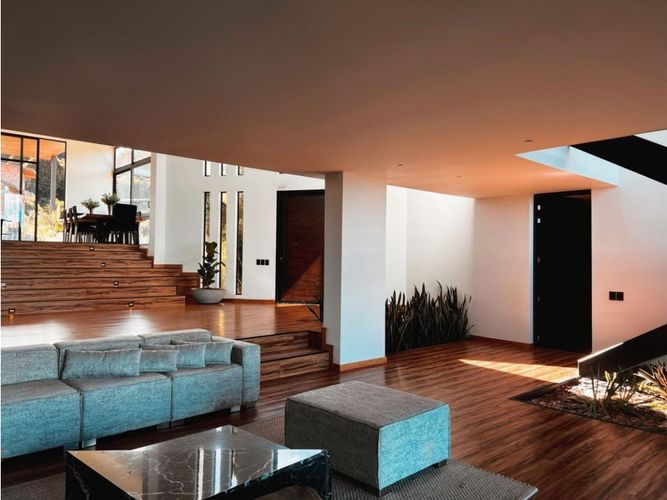 Casa de 3 alcobas en venta en Altos Del Escobero, Envigado, 680 m² · foto 7 de 24