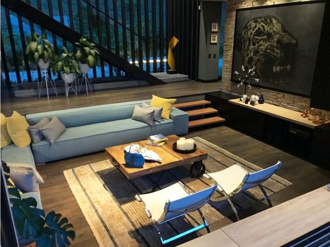 Casa de 4 alcobas en venta en Las Palmas, Envigado, 600 m² · foto 2 de 7