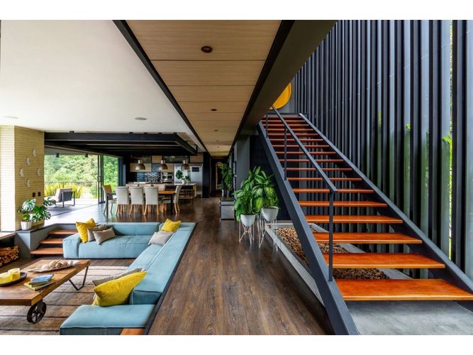 Casa de 4 alcobas en venta en Las Palmas, Envigado, 600 m² · foto 5 de 7
