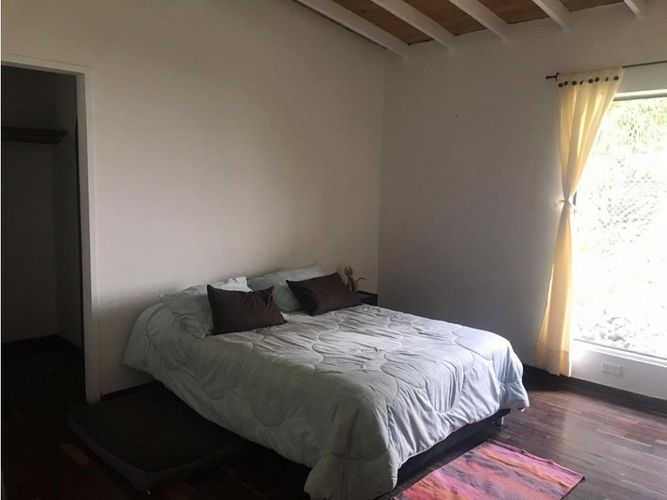 Casa de 3 alcobas en venta en Vía Las Palmas, Medellín, 472 m² · foto 6 de 20