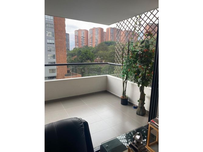 Apartamento de 3 alcobas en arriendo en Las Brujas, Medellín, 164 m² · foto 15 de 17