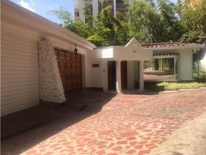 Casa de 3 alcobas en venta en Vía Las Palmas, Medellín, 472 m² · foto 13 de 20