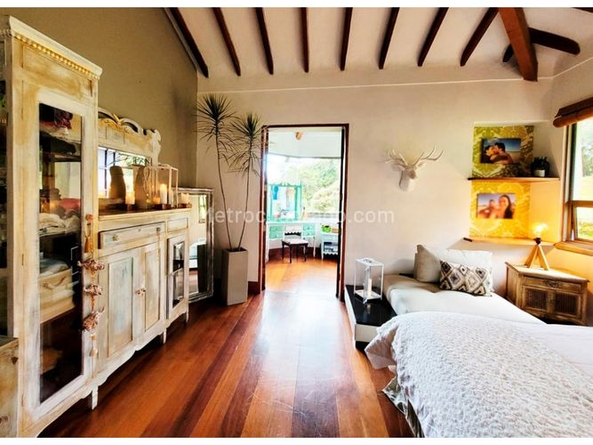 Casa de 4 alcobas en venta en Loma Del Escobero, Envigado, 400 m² · foto 8 de 16