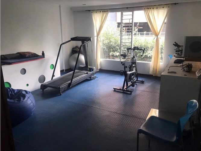 Casa de 3 alcobas en venta en Vía Las Palmas, Medellín, 472 m² · foto 18 de 20