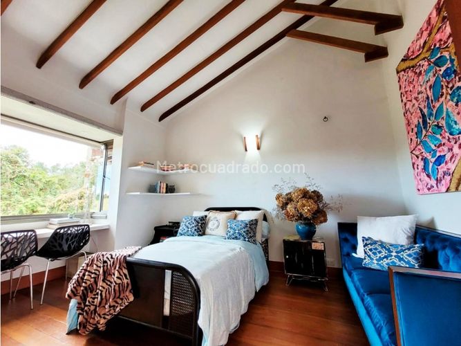 Casa de 4 alcobas en venta en Loma Del Escobero, Envigado, 400 m² · foto 14 de 16