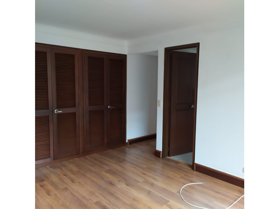 Apartamento en arriendo en Alejandria, Medellín · foto 5 de 20