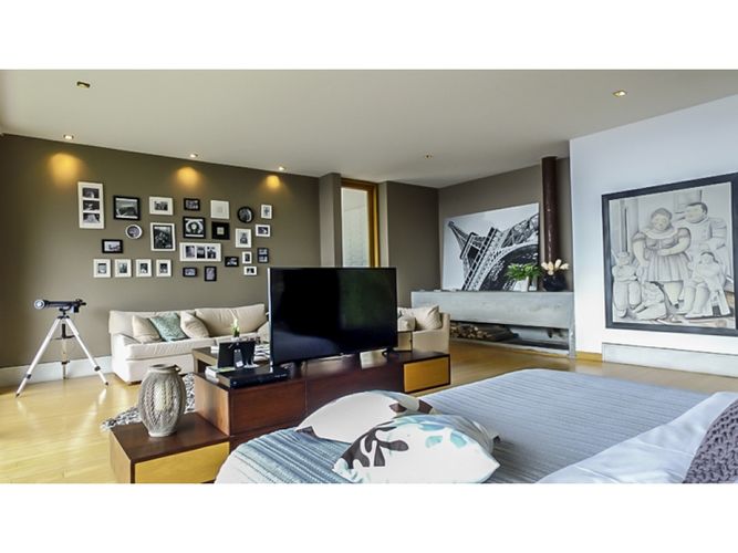 Casa de 3 alcobas en venta en Las Palmas, Medellín, 492 m² · foto 3 de 19