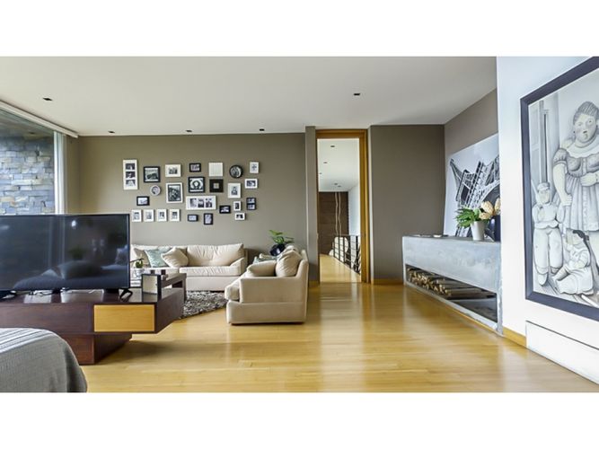 Casa de 3 alcobas en venta en Las Palmas, Medellín, 492 m² · foto 4 de 19