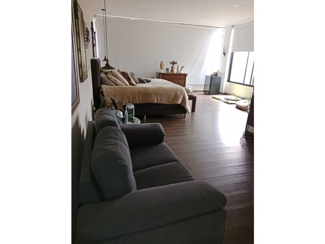 Casa de 3 alcobas en venta en Loma Del Escobero, Envigado, 420 m² · foto 12 de 24