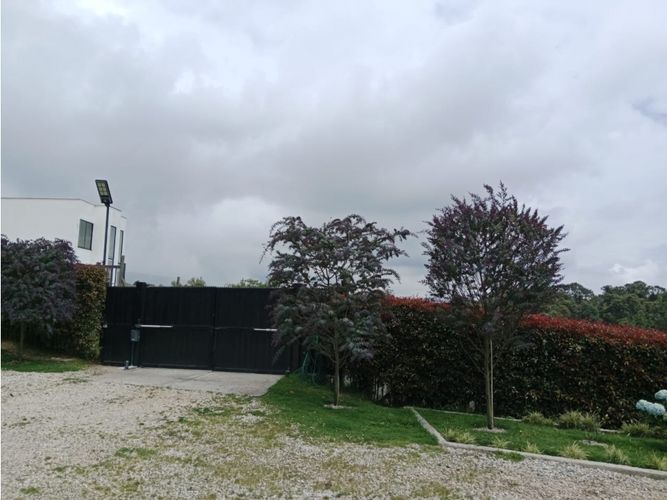 Casa de 3 alcobas en venta en Loma Del Escobero, Envigado, 420 m² · foto 19 de 24
