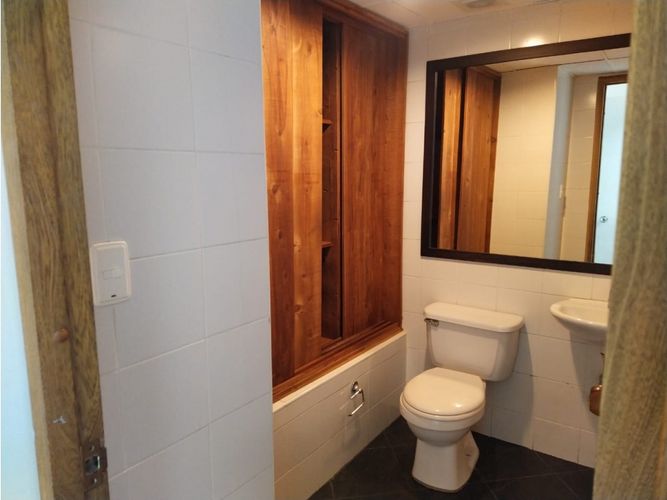 Local en arriendo en Patio Bonito, Medellín, 45 m² · foto 14 de 23