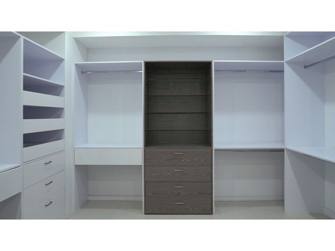 Apartamento de 6 alcobas en venta en San Lucas, Medellín, 770 m² · foto 18 de 24