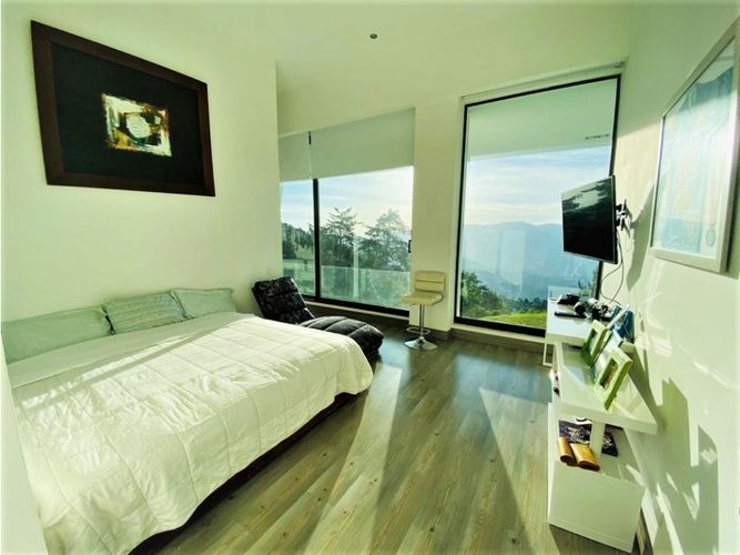 Casa de 4 alcobas en venta en Santa Catalina, Medellín, 700 m² · foto 10 de 16