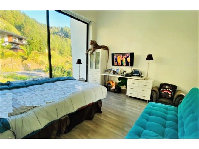 Casa de 4 alcobas en venta en Santa Catalina, Medellín, 700 m² · foto 13 de 16