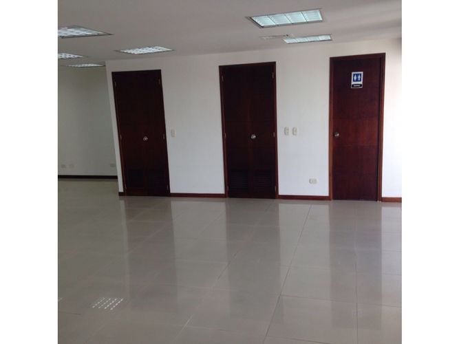 Oficina en venta en Laureles, Medellín, 78 m² · foto 4 de 9