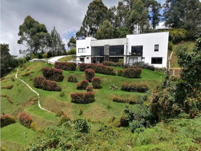 Casa de 4 alcobas en venta en Vía Las Palmas, Medellín, 292 m² · foto 21 de 24