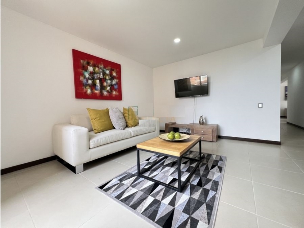 Apartamento en arriendo en La Tomatera, Medellín · foto 10 de 12