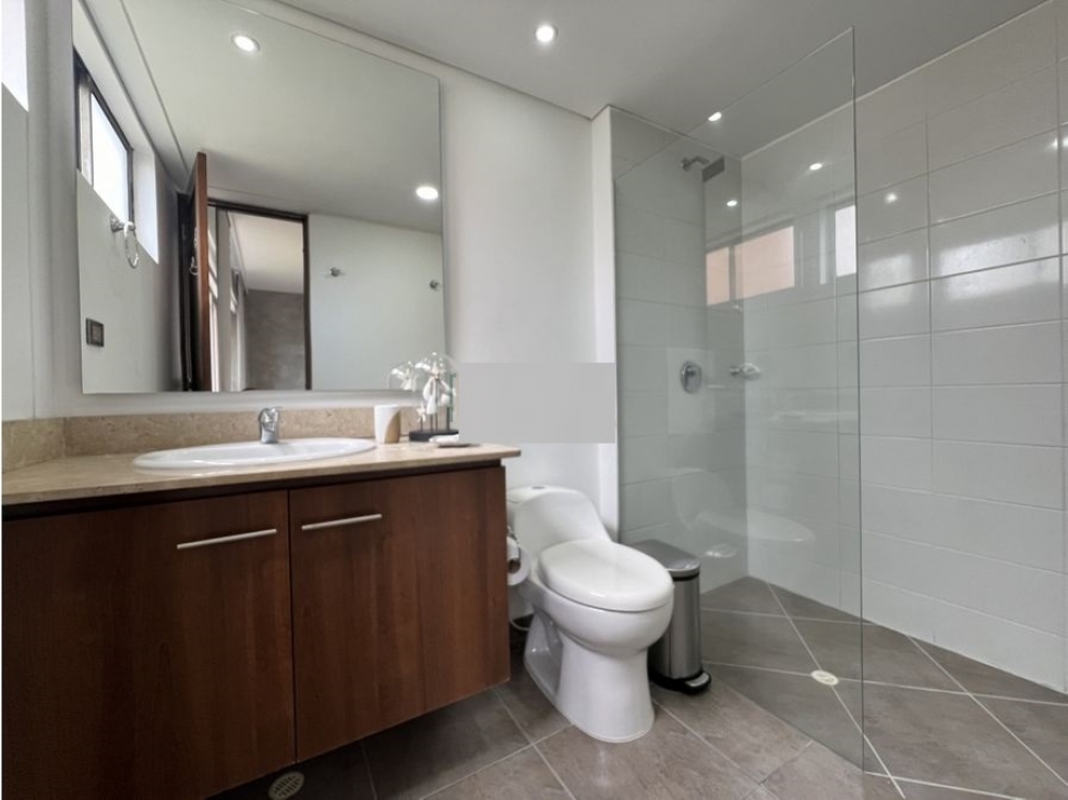Apartamento en arriendo en La Tomatera, Medellín · foto 12 de 12
