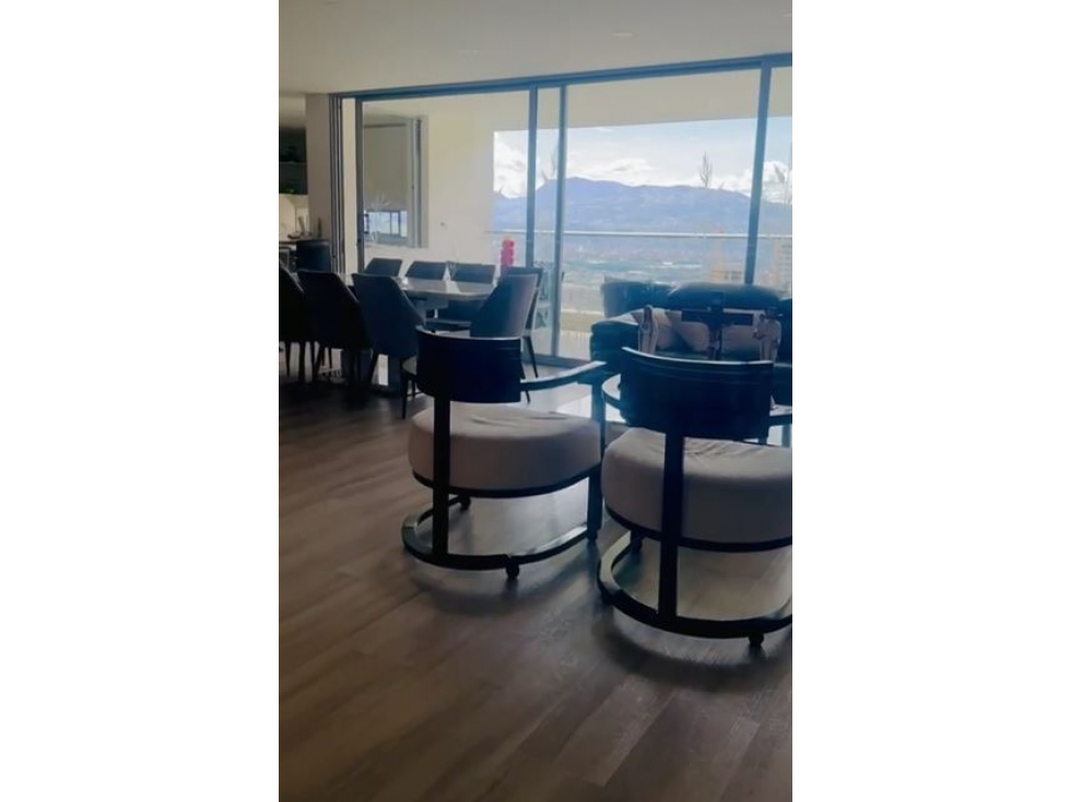 Apartamento en venta en Camino Verde, Envigado · foto 5 de 15