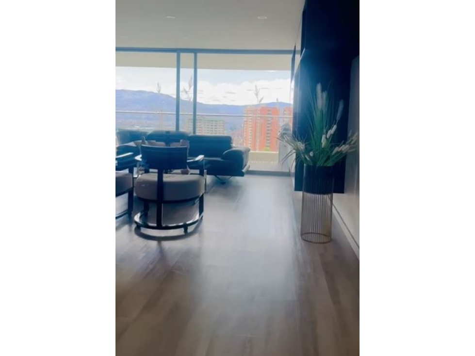 Apartamento en venta en Camino Verde, Envigado · foto 8 de 15