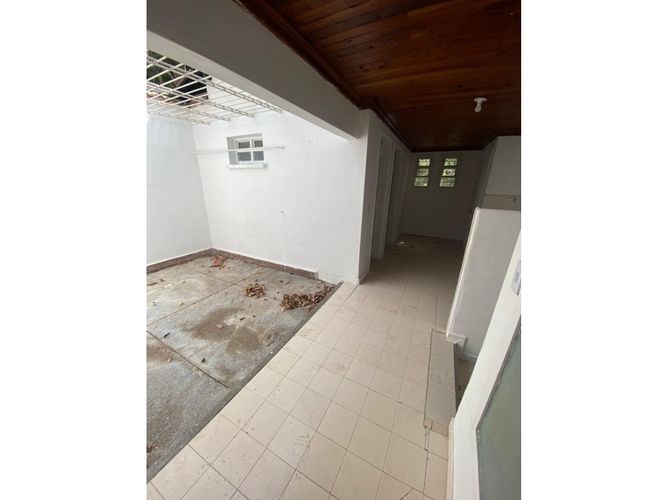Casa de 4 alcobas en arriendo en Urbanizacion Villa Linda, Envigado, 350 m² · foto 13 de 23
