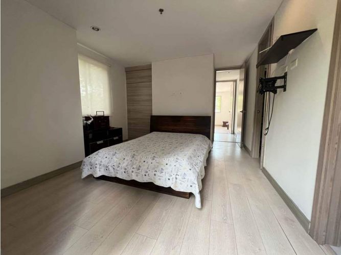 Apartamento en venta en Castropol, Medellín · foto 4 de 16