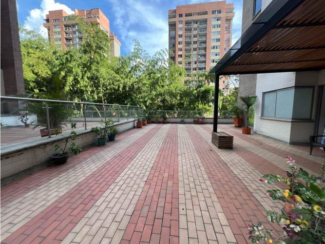 Apartamento en venta en Castropol, Medellín · foto 10 de 16