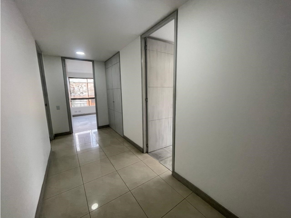 Apartamento en arriendo en El Campestre, Medellín · foto 12 de 21