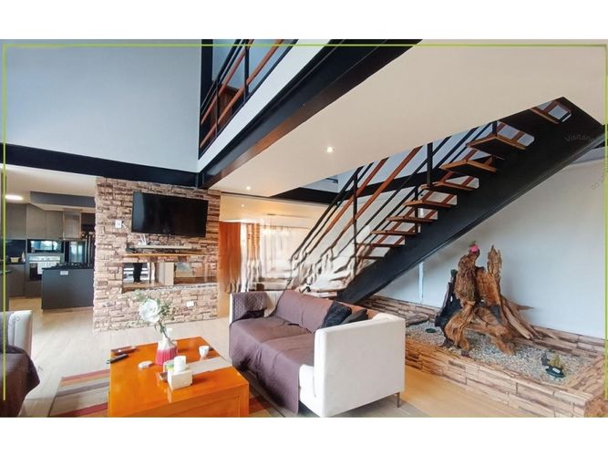 Casa de 4 alcobas en venta en Altos Del Escobero, Envigado, 800 m² · foto 4 de 19