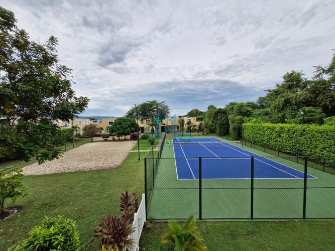 Casa de 4 alcobas en venta en Ricaurte, 183 m² · foto 19 de 24