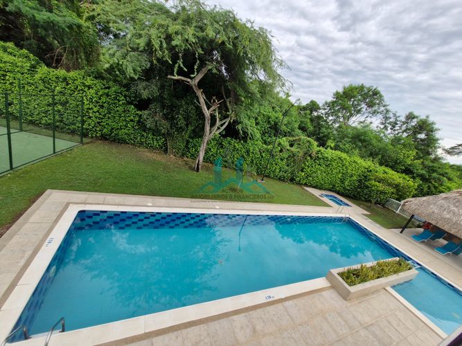 Casa de 4 alcobas en venta en Ricaurte, 183 m² · foto 17 de 24