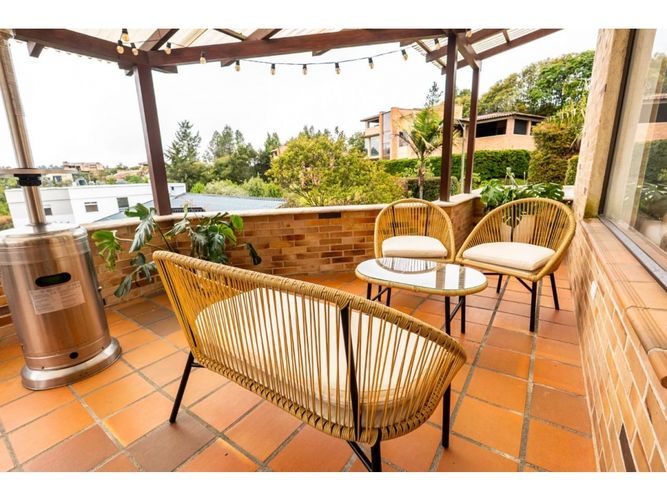 Casa de 4 alcobas en venta en La Candelaria, Envigado, 350 m² · foto 5 de 14