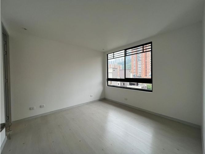 Apartamento de 3 alcobas en venta en El Diamante No. 2, Medellín, 86 m² · foto 4 de 14