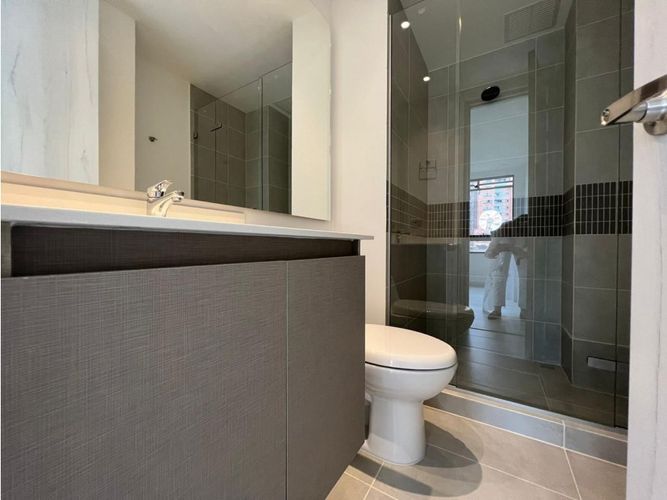 Apartamento de 3 alcobas en venta en El Diamante No. 2, Medellín, 86 m² · foto 11 de 14