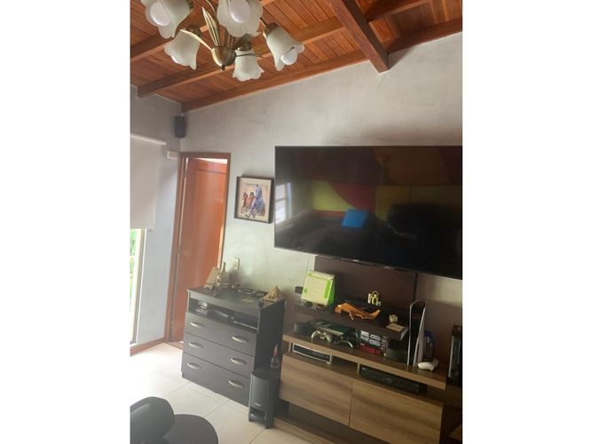 Casa de 4 alcobas en venta en Cumbres, Envigado, 220 m² · foto 9 de 15