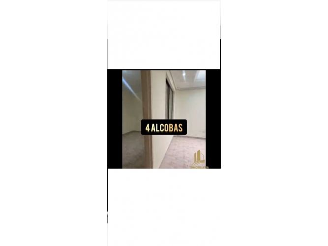 Casa de 8 alcobas en venta en La Candelaria, Medellín, 280 m² · foto 24 de 24