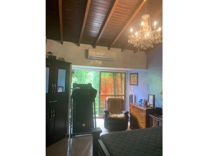 Casa de 4 alcobas en venta en Cumbres, Envigado, 220 m² · foto 11 de 15