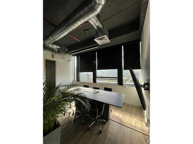 Oficina en arriendo en Los Balsos, Medellín, 44 m² · foto 3 de 9